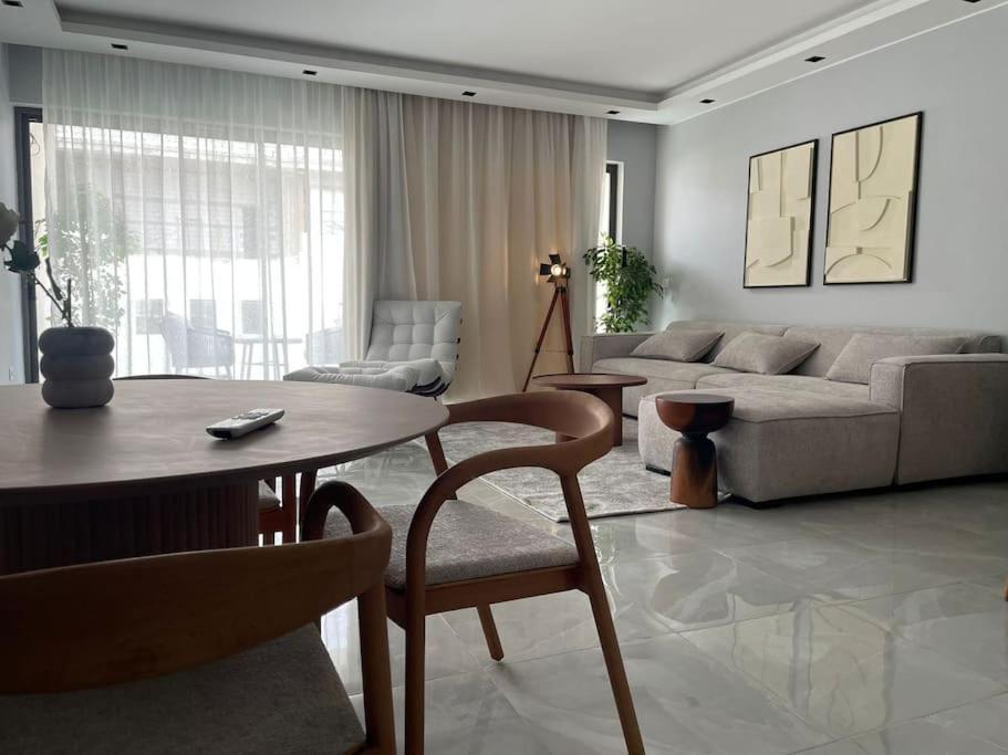 Apartment In Lake View Residence New Cairo Exterior photo