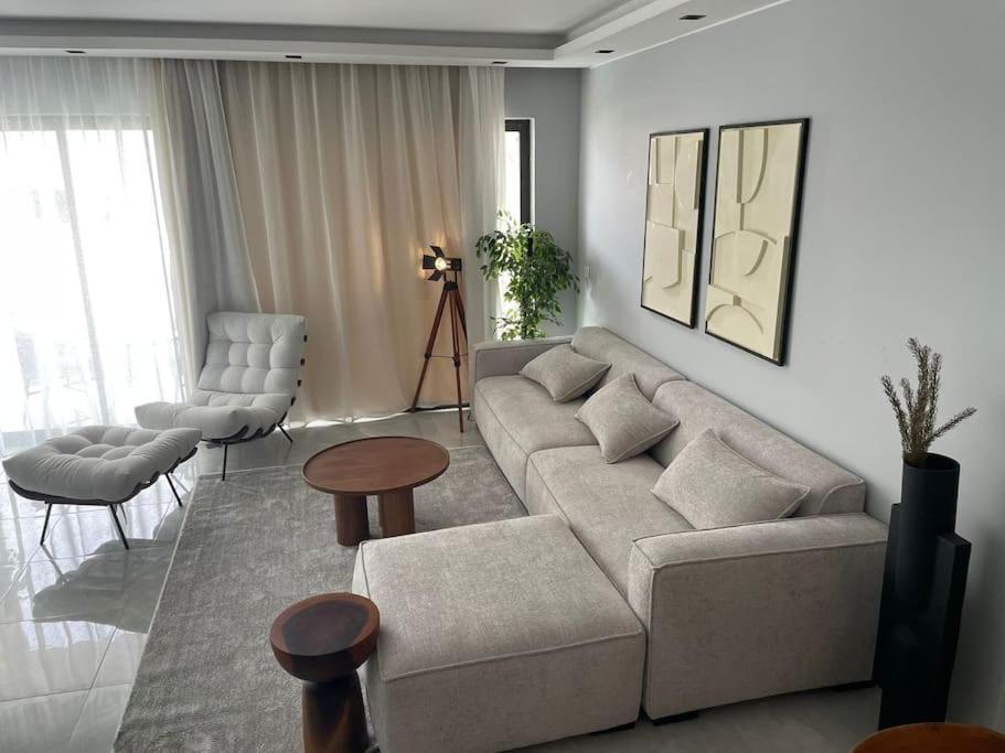 Apartment In Lake View Residence New Cairo Exterior photo